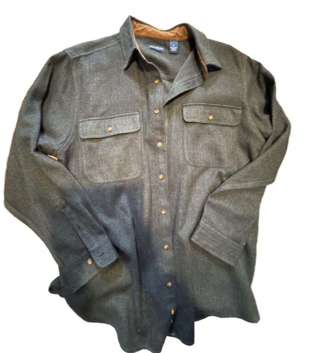 High Sierra Men's XL Herringbone Flannel Shirt with Two Chest Pockets, 100% Acry